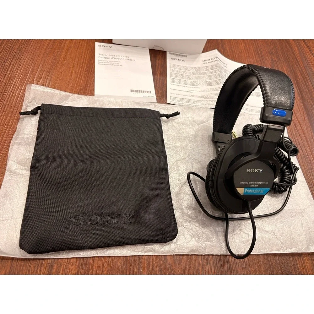 Sony MDR-7506‎ Professional Closed-back Studio Headphones